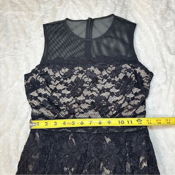 Badgley Mischka Size 4 Black Lace Mesh Mini Dress Wedding Prom Cocktail Coquette - Picture 2 of 11